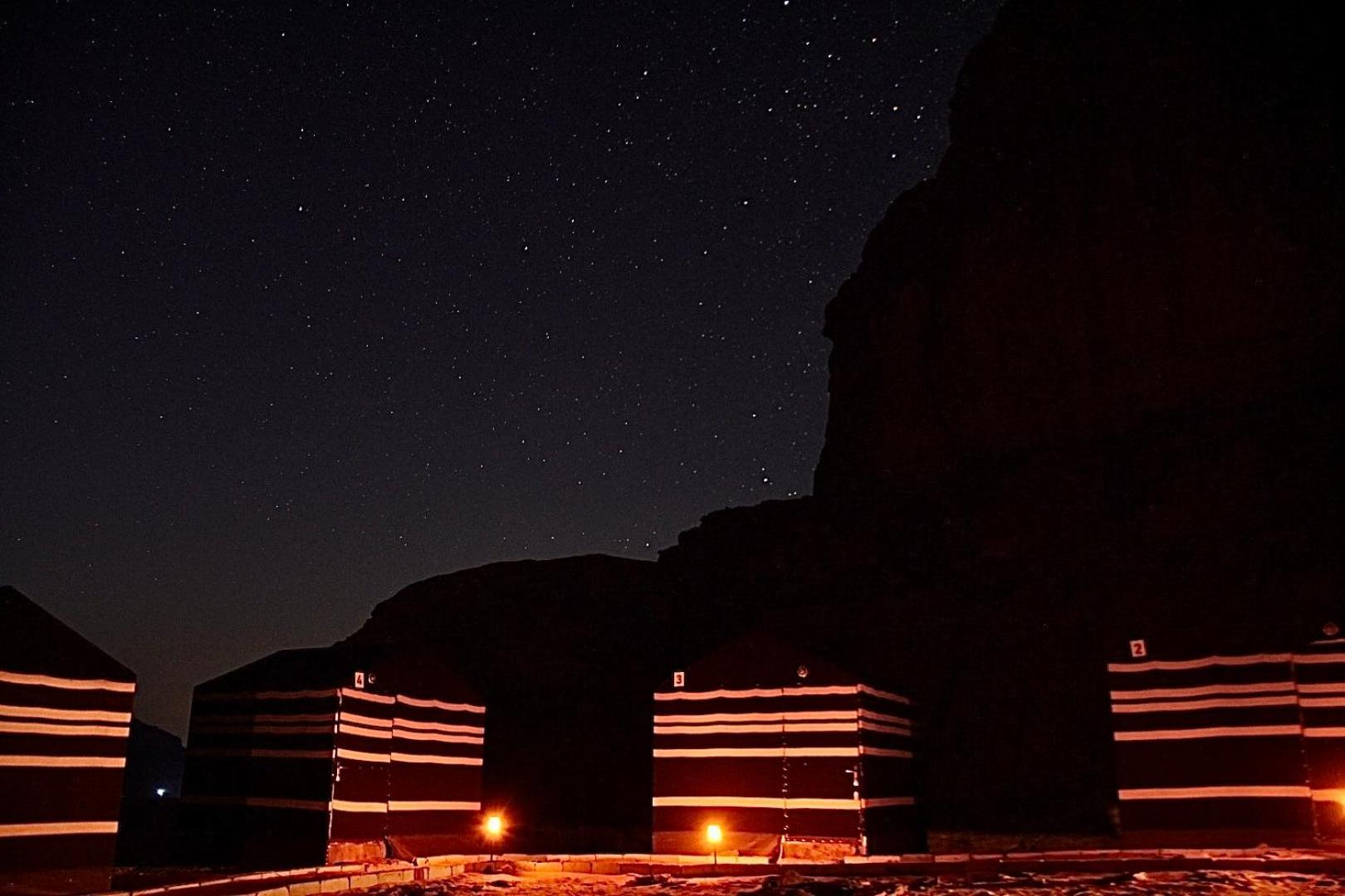 Wadi Rum Desert Heart Camp Ngoại thất bức ảnh