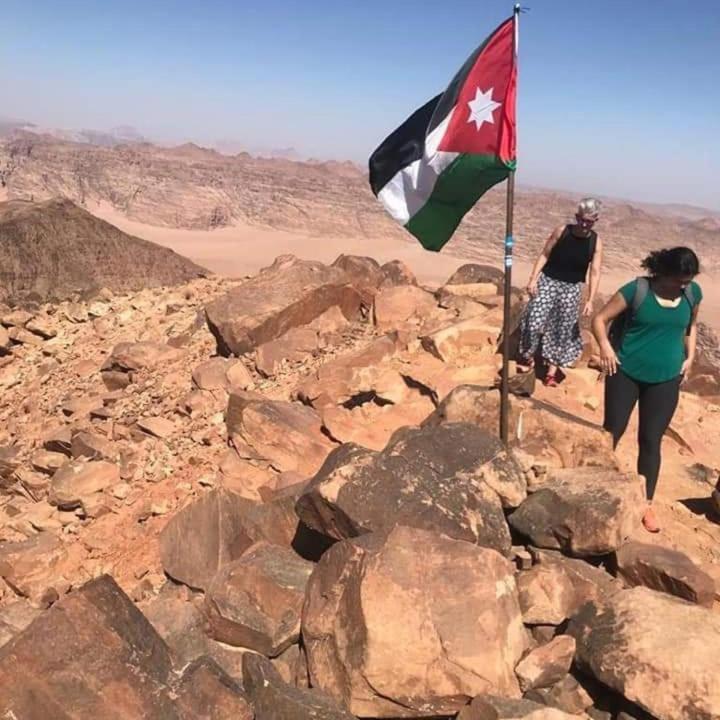 Wadi Rum Desert Heart Camp Ngoại thất bức ảnh